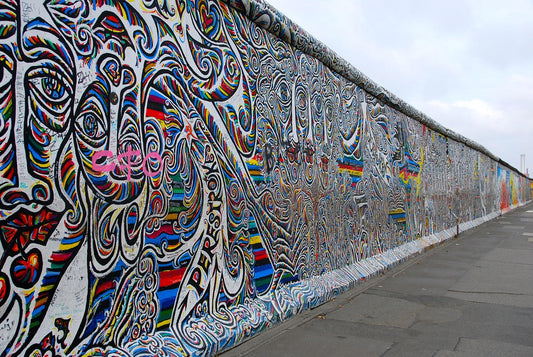 Comment le graffiti a révolutionné le streetwear et ton style urbain